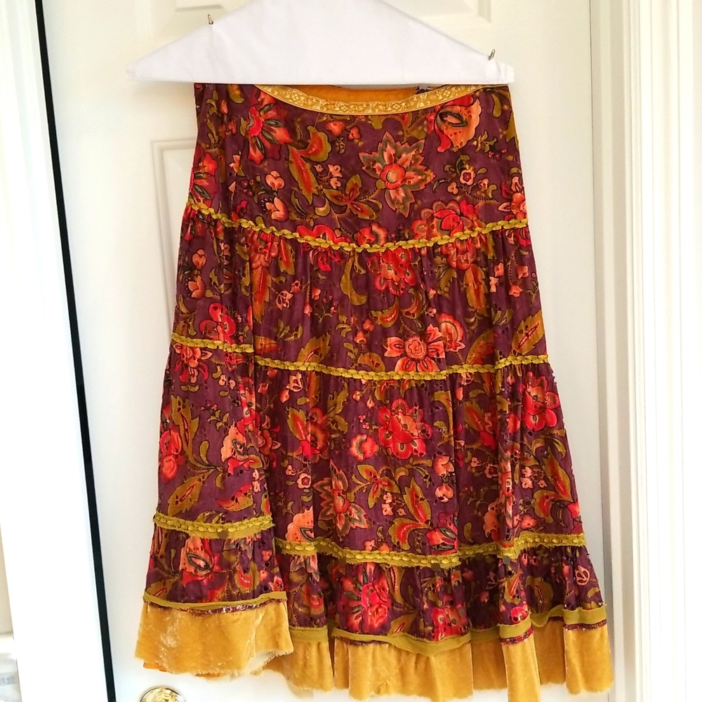 Cynthia Steffe Floral Skirt Size 4